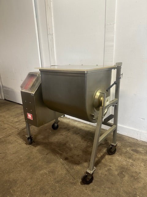 "HOLLY 200"H.D COMMERCIAL 220/440 V, 3PH MEAT MIXER/GRINDER W/ TOP COVER - Second Life - Equipment - collection_name