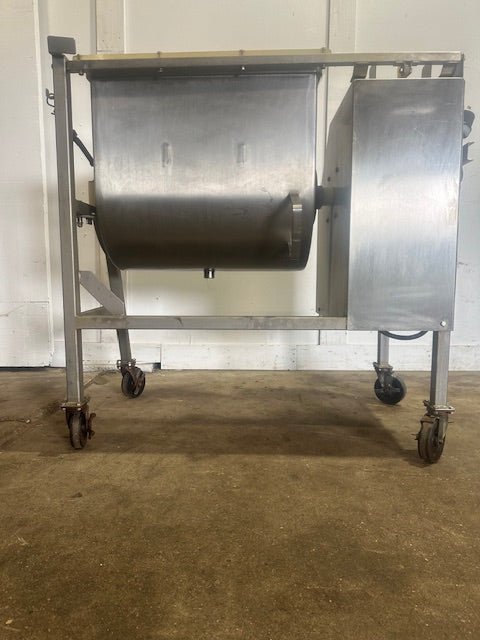 "HOLLY 200"H.D COMMERCIAL 220/440 V, 3PH MEAT MIXER/GRINDER W/ TOP COVER - Second Life - Equipment - collection_name