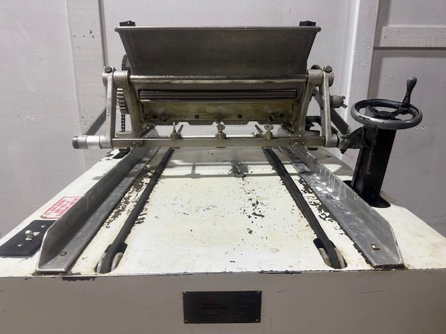 "HORIZON EQUIPMENT" KOOK - E - KING AUTOMATIC COOKIE CUTTER AND DEPOSITOR + 7 DIES - Second Life - Equipment - collection_name