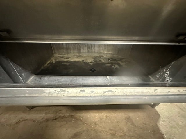 HOSHIZAKI F1001MAH COMMERCIAL 208 - 230V FLAKE ICE MACHINE - MAKER W/ FOLLETT ICE BIN - Second Life - Equipment - collection_name