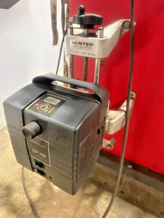 Hunter P 411M wheel alignment machine WITH EXTRA PARTS, OWNER MANUAL - Second Life - Equipment - collection_name