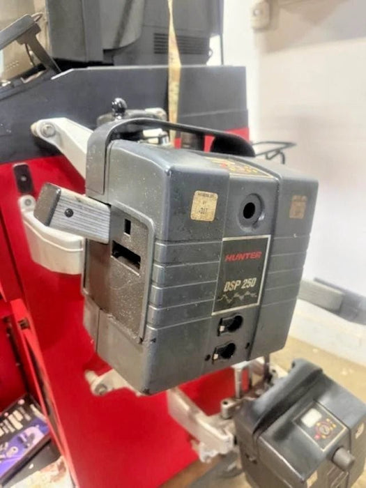 Hunter P 411M wheel alignment machine WITH EXTRA PARTS, OWNER MANUAL - Second Life - Equipment - collection_name