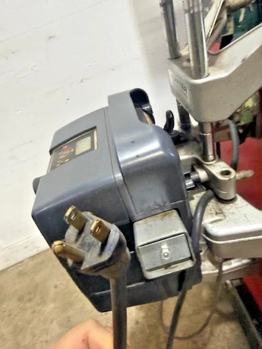 Hunter P 411M wheel alignment machine WITH EXTRA PARTS, OWNER MANUAL - Second Life - Equipment - collection_name