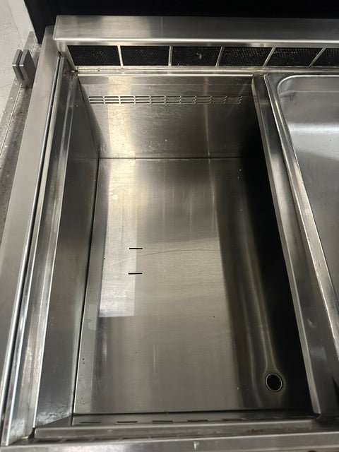 "HUSSMANN IM-04-I8-FR"H.D COMMERCIAL 98"W 7WELL REFRIGERATED DISPALY CASE 1PH - Second Life-Equipment-#collection_name#