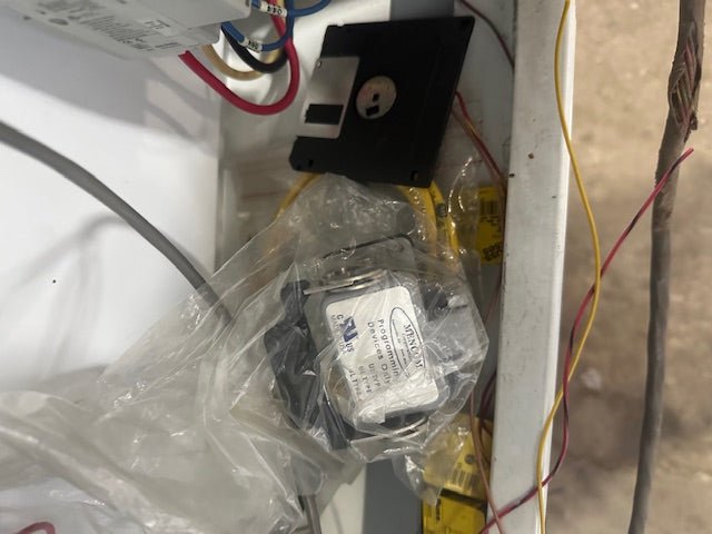 HYDRAULIC POWER UNIT w/ALLEN BRADLEY CONTROLS + LINCOLN HOSTILE DUTY 3 HP MOTOR - Second Life - Equipment - collection_name