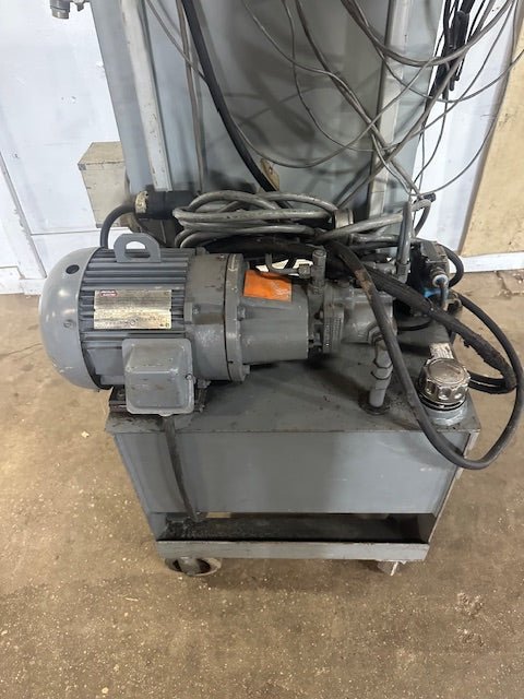 HYDRAULIC POWER UNIT w/ALLEN BRADLEY CONTROLS + LINCOLN HOSTILE DUTY 3 HP MOTOR - Second Life - Equipment - collection_name