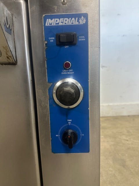 IMPERIAL COMMERCIAL NAT GAS 6 BURNER STAINLESS STEEL RANGE W/ CONVECTION OVEN - Second Life - Equipment - collection_name
