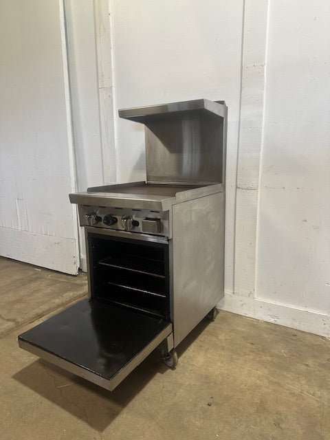 "IMPERIAL" HEAVY DUTY FLOOR TYPE NAT GAS STAINLESS STEEL 24" GRIDDLE WITH OVEN - Second Life - Equipment - collection_name