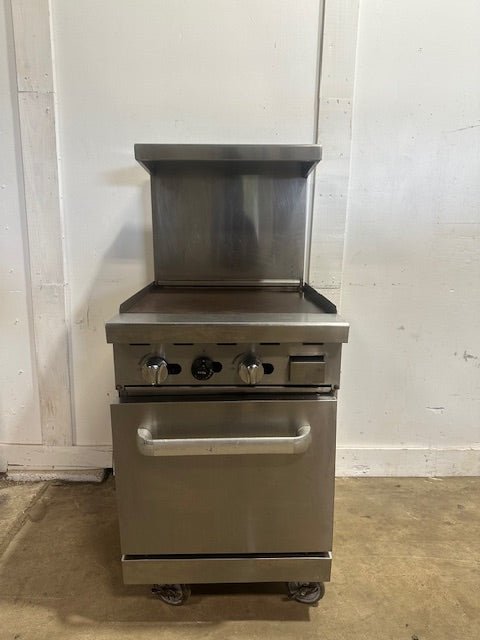 "IMPERIAL" HEAVY DUTY FLOOR TYPE NAT GAS STAINLESS STEEL 24" GRIDDLE WITH OVEN - Second Life - Equipment - collection_name