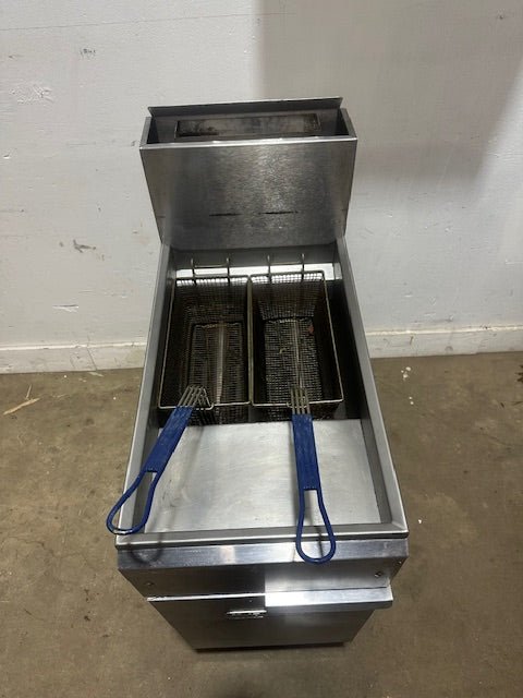 "IMPERIAL IFS - 40"N GAS COMMERCIAL DEEP FRYER ON CASTER W/BASKETS 40LBS 105000BTU - Second Life - Equipment - collection_name