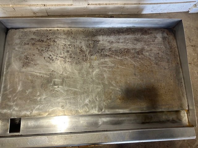 "IMPERIAL" NATURAL GAS 48 IN WIDE COUNTER TOP GRIDDLE W/ GREASE PAN - Second Life - Equipment - collection_name