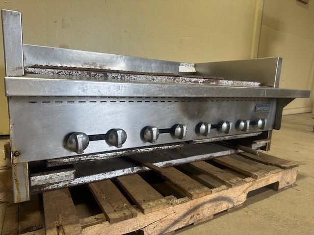 IMPERIAL NATURAL GAS 8 BURNER BUILT IN RADIANT HEAT CHAR BROILER GRILL - Bargains R Ours - #collection_name#