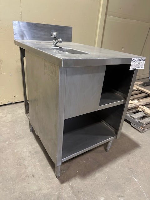 INTERNATIONAL DAIRY QUEEN INC. STAINLESS STEEL SERVICING TABLE STATION AND WASH SINK BOWL WITH FAUCET, BACK SPLASH AND UNDER STORAGE COMPARTMENT - Bargains R Ours - #collection_name#