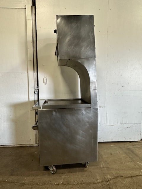 "JADE PRODUCT JSR 246T - 24"COMMERCIAL 24"W GRIDDLE W/OVEN AND FRY TOP, 24000 BTU - Second Life - Equipment - collection_name