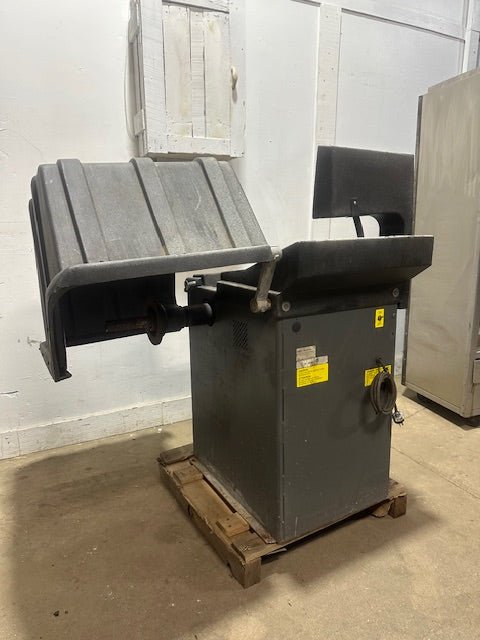 "JOHN BEAN"H.D MODEL 8.6 LR 45083 TIRE BALANCER/ WHEEL BALANCER, 230V 1PH - Second Life - Equipment - collection_name