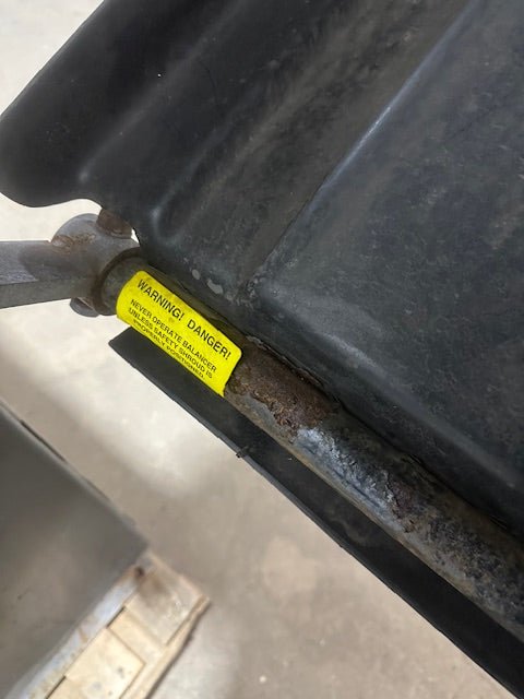 "JOHN BEAN"H.D MODEL 8.6 LR 45083 TIRE BALANCER/ WHEEL BALANCER, 230V 1PH - Second Life - Equipment - collection_name