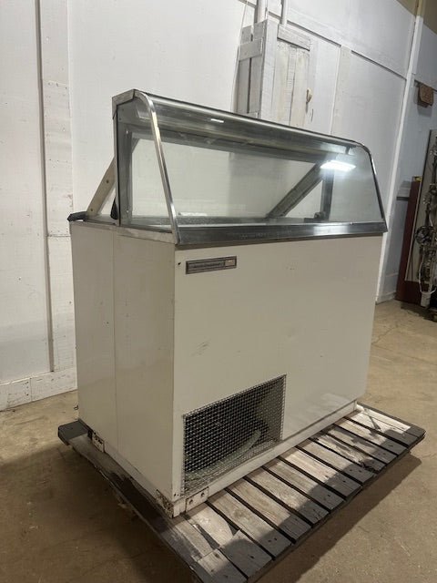 KELVINATOR COMMERCIAL LIGHTED 51"H x 46 5/8"W ICE CREAM FREEZER/DISPLAY CABINET - Second Life - Equipment - collection_name