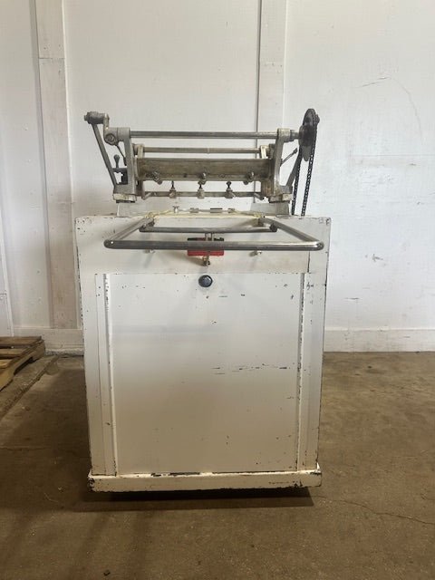 "KOOK - E - KING" CONVEYOR BASE CABINET FOR AUTO COOKIE CUTTER /DEPOSITOR MACHINE - Second Life - Equipment - collection_name