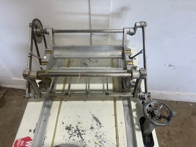 "KOOK - E - KING" CONVEYOR BASE CABINET FOR AUTO COOKIE CUTTER /DEPOSITOR MACHINE - Second Life - Equipment - collection_name
