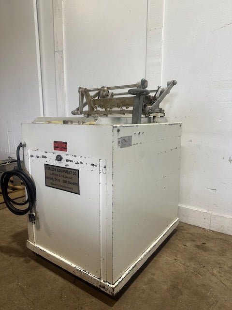 "KOOK - E - KING" CONVEYOR BASE CABINET FOR AUTO COOKIE CUTTER /DEPOSITOR MACHINE - Second Life - Equipment - collection_name
