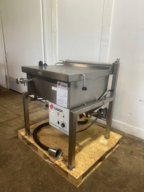 "LEGION CSG28 - 7" COMMERCIAL N GAS - FIRED TILTING SKILLET ,COMBI - PAN/BRAISING PAN - Second Life - Equipment - collection_name