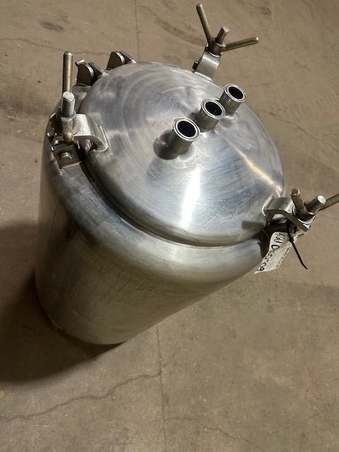 LETSCH CORPORATION STAINLESS STEEL REACTOR PRESSURE TANK WITH TOP STAINLESS STEEL LID COVER - Bargains R Ours - #collection_name#