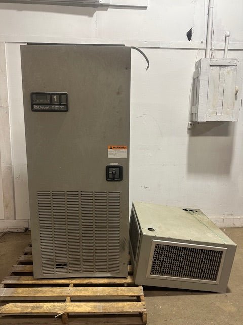 "LIEBERT CHALLENGER 3000" INDUSTRIAL WATER CHILLED AIR CONDITIONING UNIT, 460V - Second Life - Equipment - collection_name