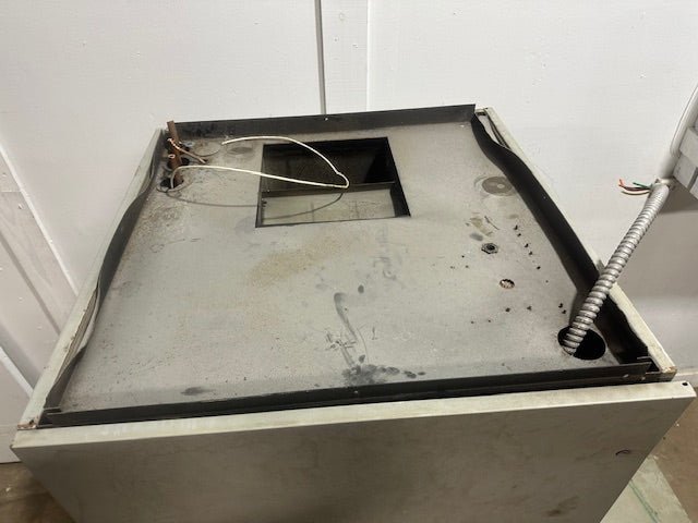 "LIEBERT CHALLENGER 3000" INDUSTRIAL WATER CHILLED AIR CONDITIONING UNIT, 460V - Second Life - Equipment - collection_name