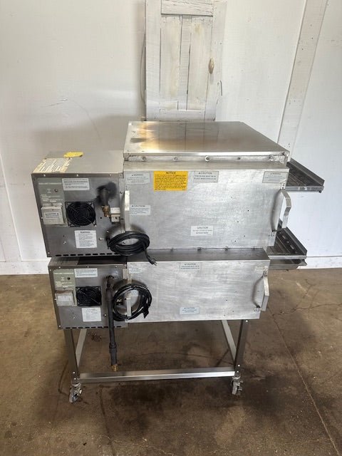 LINCOLN 1116 N GAS IMPINGER II EXPRESS FASTBAKE 18"W CONVEYOR 2 STACK PIZZA OVEN WITH STAND - Second Life - Equipment - collection_name