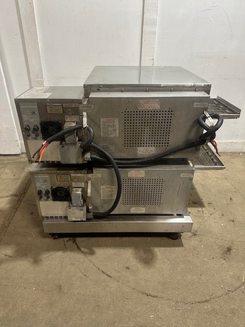 LINCOLN IMPINGER 1162 DOUBLE STACK 18"W 208v 3ph CONVEYOR PIZZA OVEN on CASTERS - Second Life - Equipment - collection_name