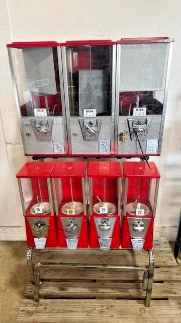 LOT OF 11, 7 x OAK and 4 x LYPC Gumball Candy Vending machine ON STAND WITH KEYS AND EXTRA PARTS. - Second Life - Equipment - collection_name