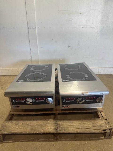 *LOT OF 2* "APW WYOTT IHP - 2" 208/240V 3PH COUNTERTOP HOT PLATE INDUCTION COOKER - Second Life - Equipment - collection_name