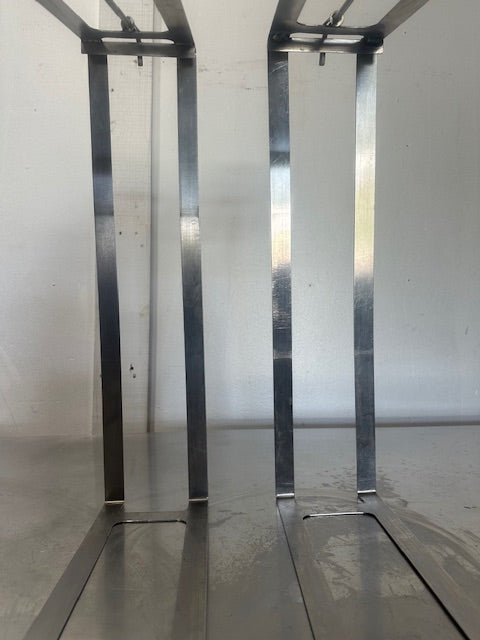 **LOT OF 2** BELSHAW 23 - 5/8"W x 5.5"D x 14"H S.S DONUT FRY SCREEN CARDLES - Second Life - Equipment - collection_name