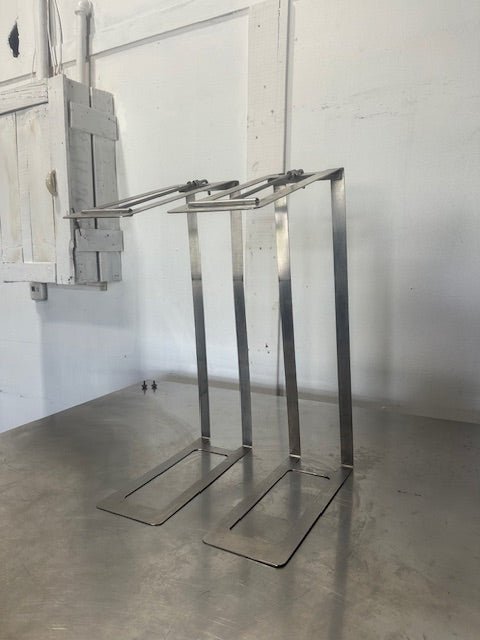 **LOT OF 2** BELSHAW 23 - 5/8"W x 5.5"D x 14"H S.S DONUT FRY SCREEN CARDLES - Second Life - Equipment - collection_name