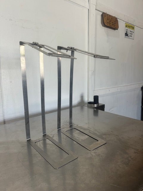 **LOT OF 2** BELSHAW 23 - 5/8"W x 5.5"D x 14"H S.S DONUT FRY SCREEN CARDLES - Second Life - Equipment - collection_name