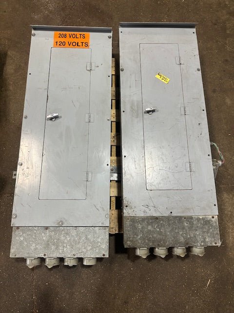 LOT OF 2 CUTLER HAMMER WESTINGHOUSE POW - R - LINE C PRL1 PANELBOARD - Second Life - Equipment - collection_name