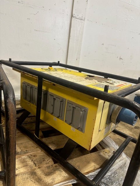 **LOT OF 2** Ericson 1068 magnum series power Distribution center, power box - Second Life - Equipment - collection_name