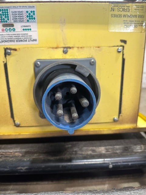 **LOT OF 2** Ericson 1068 magnum series power Distribution center, power box - Second Life - Equipment - collection_name
