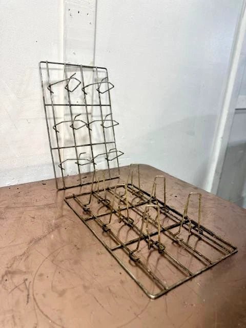 LOT OF 2 "HENNY PENNY OEM" CHICKEN ROTISSEIRE RACKS FOR SMART ROTISSEIRE OVEN - Second Life - Equipment - collection_name