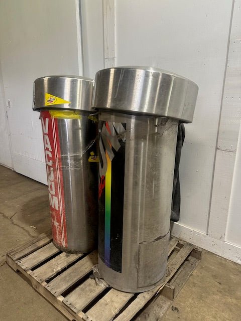 LOT OF 2 J.E. ADAMS 8074 COMMERCIAL CAR WASH VACUUMS - Second Life - Equipment - collection_name