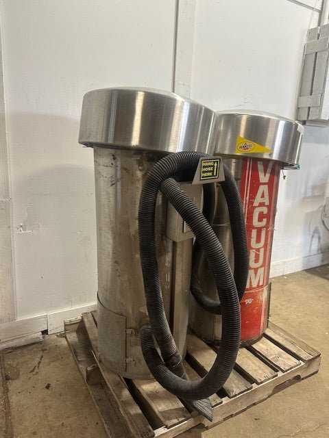 LOT OF 2 J.E. ADAMS 8074 COMMERCIAL CAR WASH VACUUMS - Second Life - Equipment - collection_name