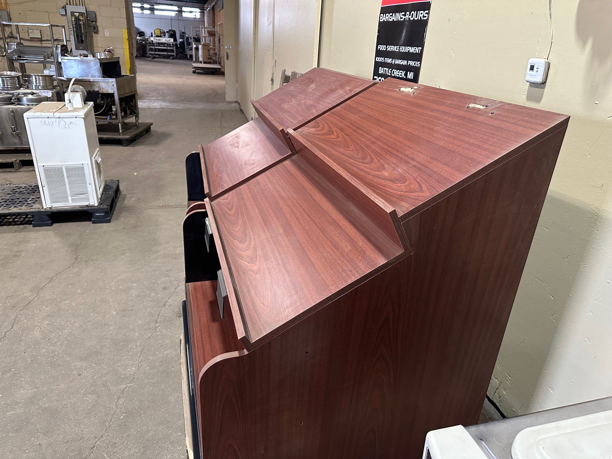 LOT OF 2 HIGH END MAHOGANY WOODEN 2 STEPS PRODUCE DISPLAY — Second Life ...