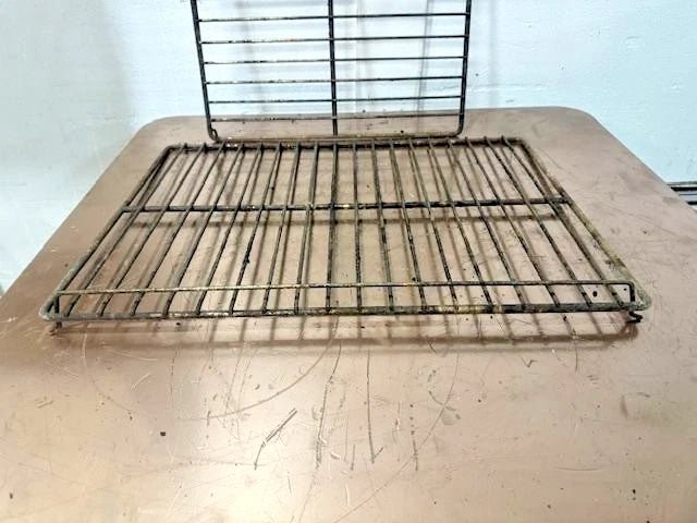 *LOT OF 2* OEM IMPERIAL, VULCAN, BLODGETT CONVECTION OVEN RACKS 25 - 7/8"x 19"D - Second Life - Equipment - collection_name