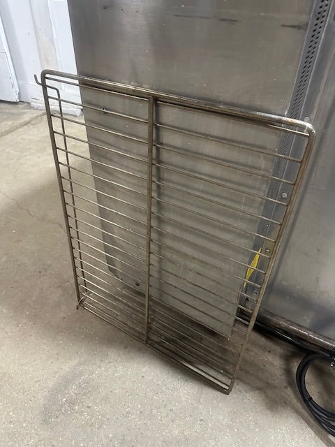 **LOT OF 2** "VULCAN MODEL SG1010T NATURAL GAS CONVECTION OVEN RACK - Second Life - Equipment - collection_name