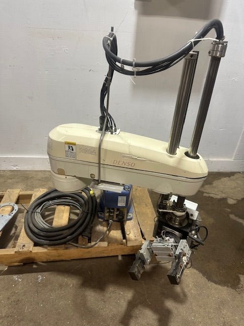 **LOT OF 2**"DENSO HM - 4A854M" H.D INDUSTRIAL ROBOT&nbsp; ARM - Second Life - Equipment - collection_name