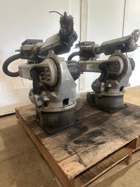 ***LOT OF 2***"YASKAWA MOTOMAN"SSF 2000 YR - SSF6 - A00 H.D INDUSTRIAL ROBOTIC ARM (MASS 130KG) - Second Life - Equipment - collection_name