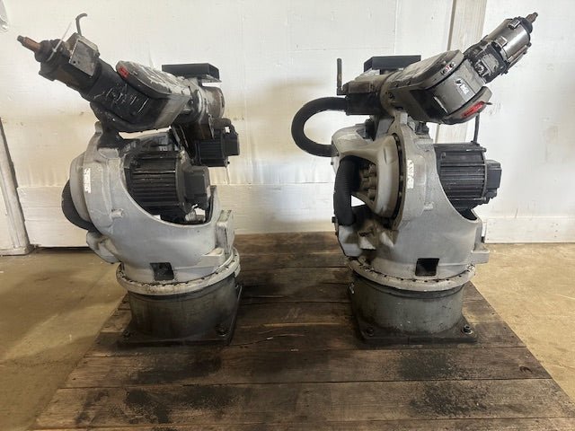 ***LOT OF 2***"YASKAWA MOTOMAN"SSF 2000 YR - SSF6 - A00 H.D INDUSTRIAL ROBOTIC ARM (MASS 130KG) - Second Life - Equipment - collection_name