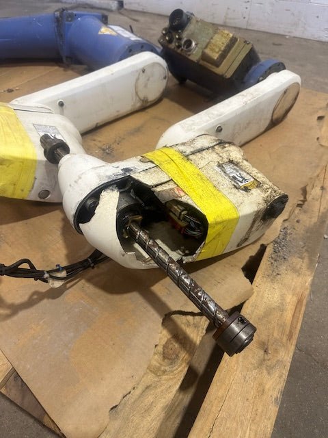 LOT OF 3 DENSO HS - 45552M INDUSTRIAL ROBOT ARM, 5KG/11 LB; 550MM/21.6IN, 4 - AXIS - Second Life - Equipment - collection_name
