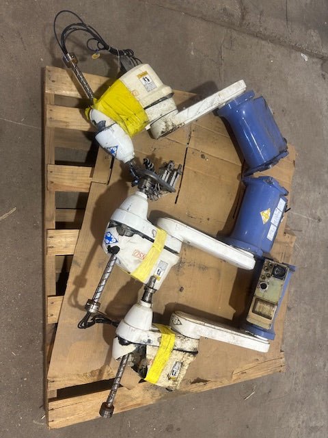 LOT OF 3 DENSO HS - 45552M INDUSTRIAL ROBOT ARM, 5KG/11 LB; 550MM/21.6IN, 4 - AXIS - Second Life - Equipment - collection_name