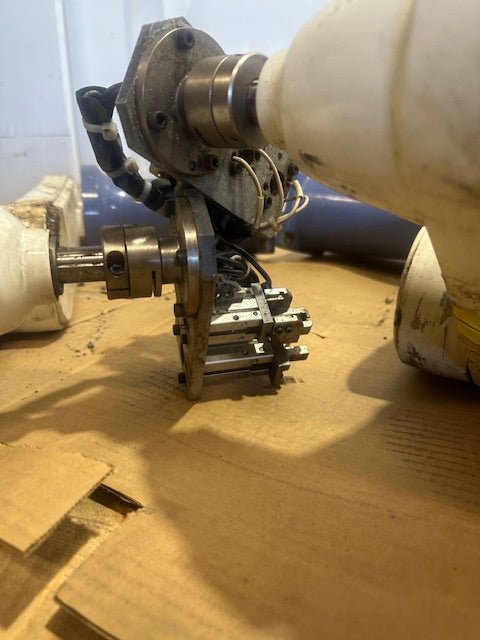 LOT OF 3 DENSO HS - 45552M INDUSTRIAL ROBOT ARM, 5KG/11 LB; 550MM/21.6IN, 4 - AXIS - Second Life - Equipment - collection_name